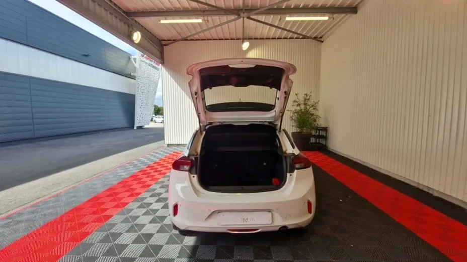 OPEL Corsa -