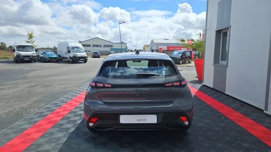 PEUGEOT 308 -