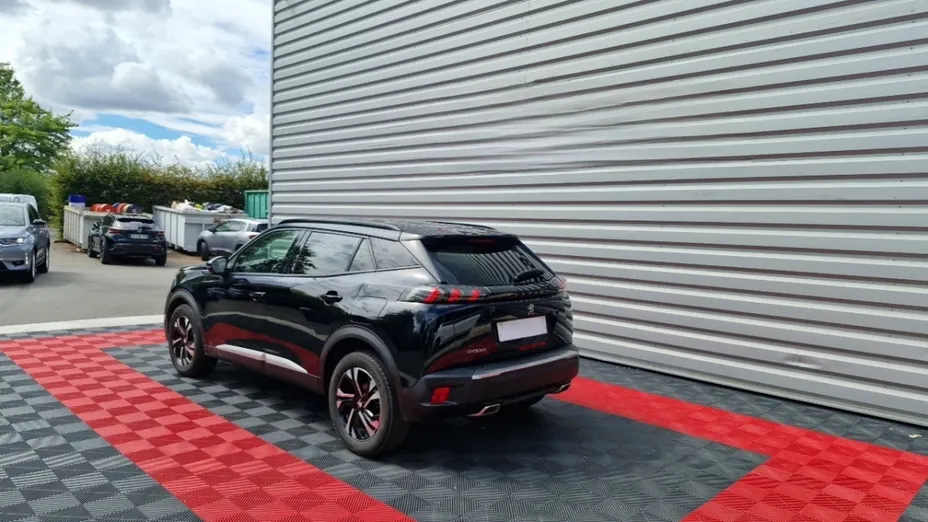 PEUGEOT 2008 -