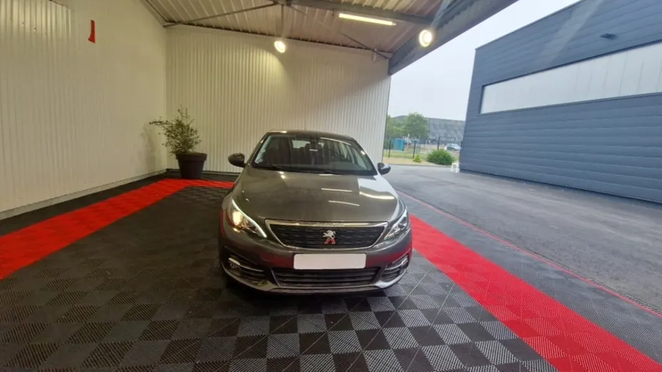 PEUGEOT 308 -