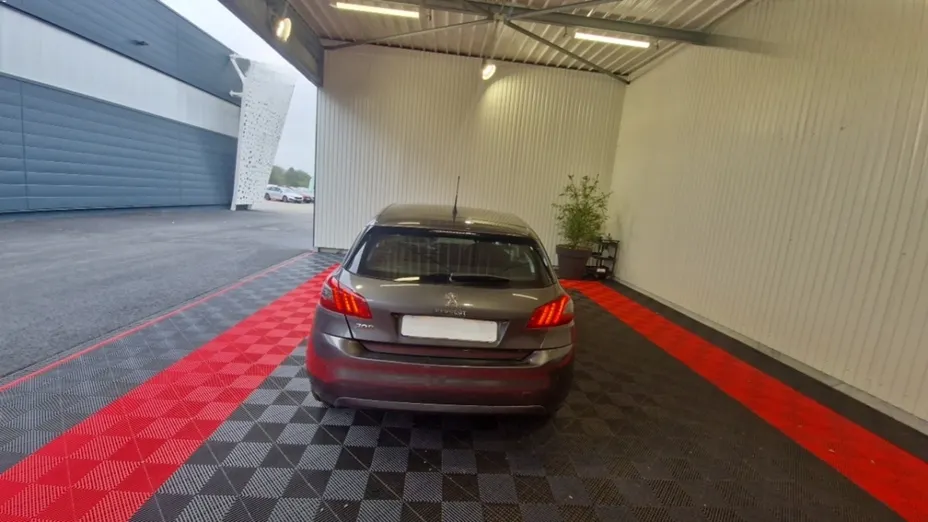 PEUGEOT 308 -