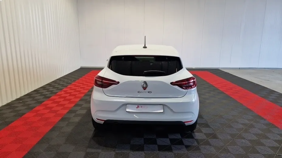 RENAULT Clio -