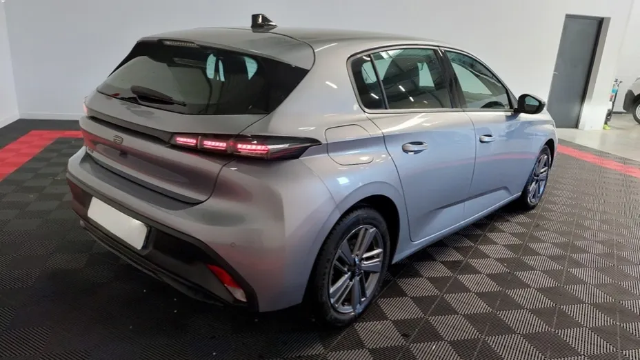 PEUGEOT 308 -