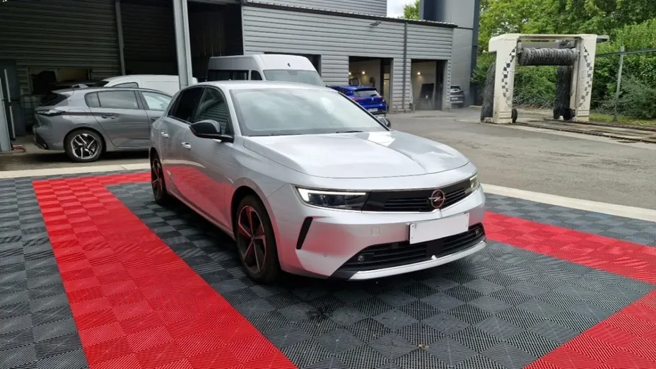 OPEL Astra -