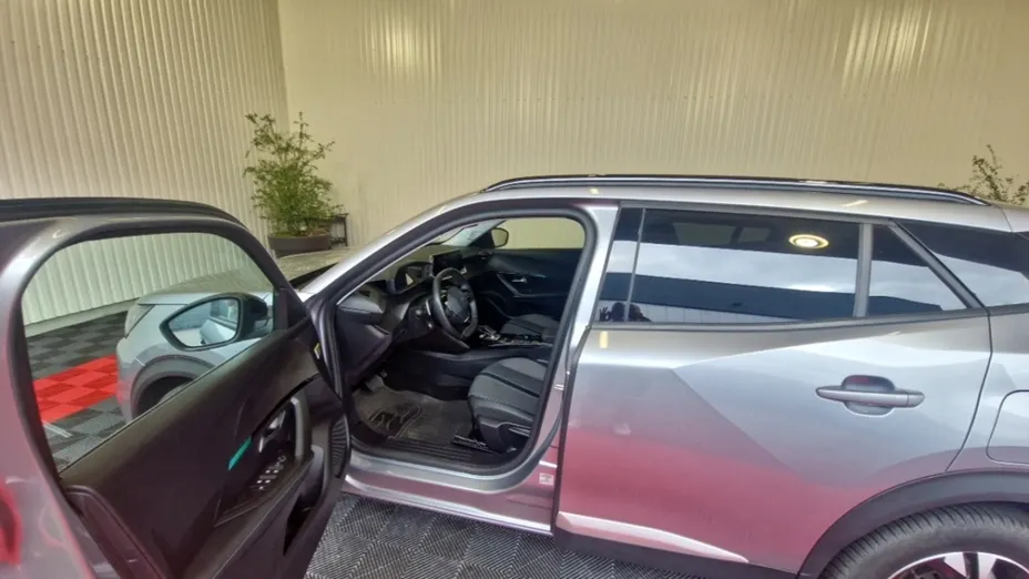 PEUGEOT 2008 -