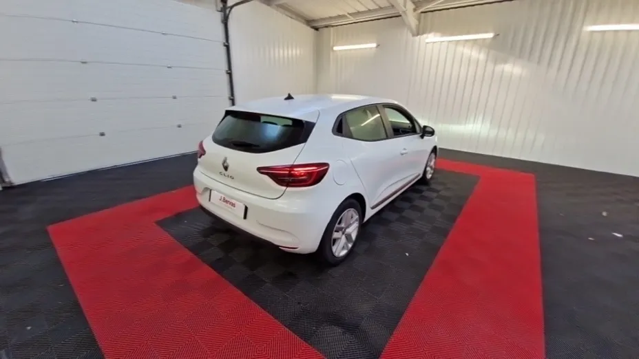 RENAULT Clio -