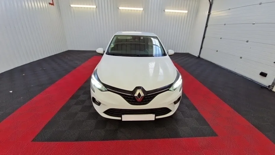 RENAULT Clio -