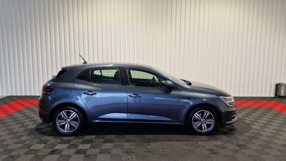 RENAULT Megane -
