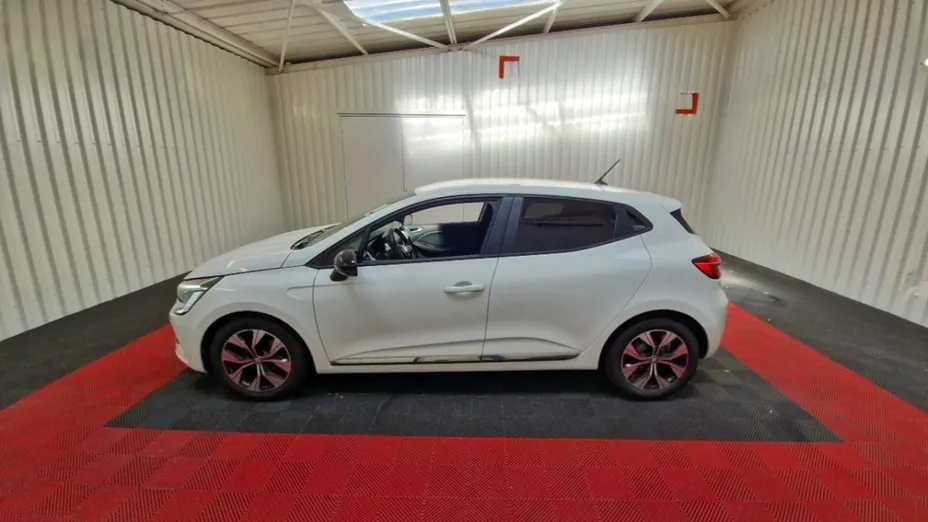 RENAULT Clio -