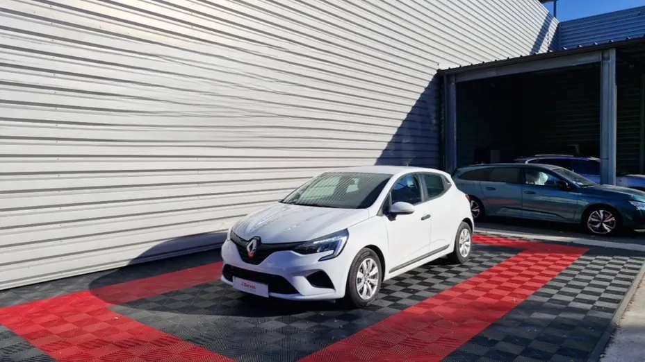RENAULT Clio -