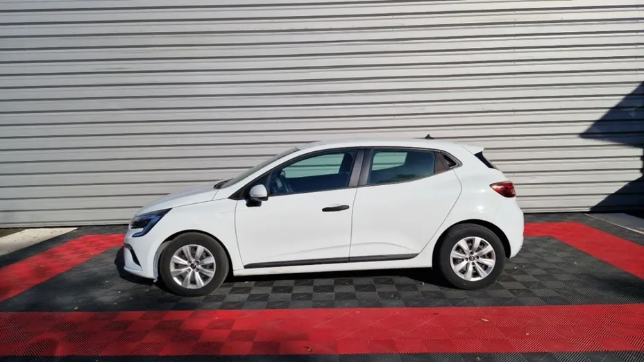 RENAULT Clio -