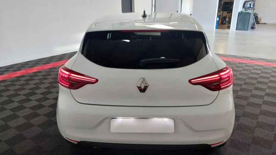 RENAULT Clio -