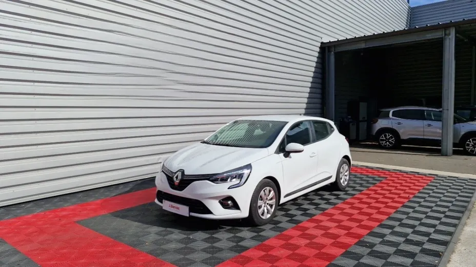 RENAULT Clio -