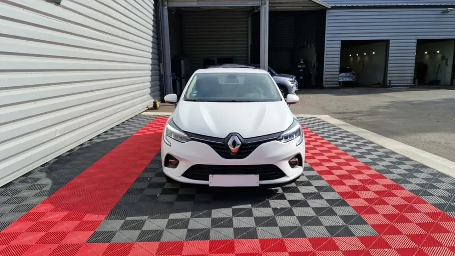 RENAULT Clio -