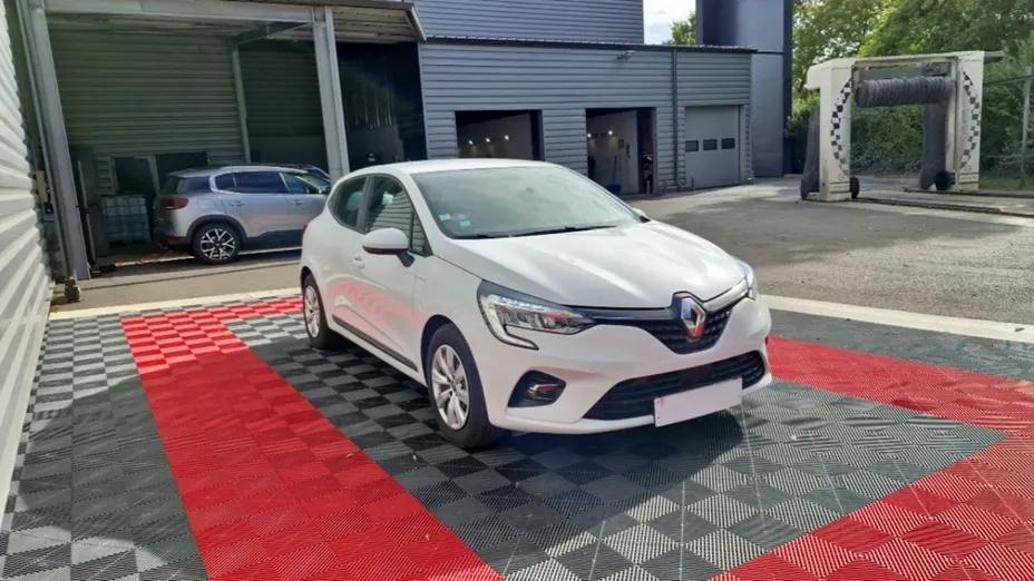 RENAULT Clio -