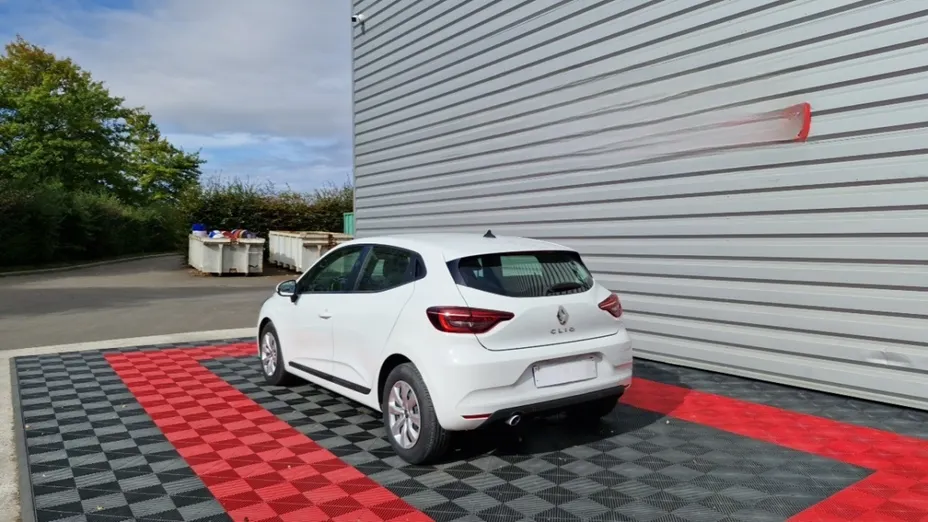 RENAULT Clio -