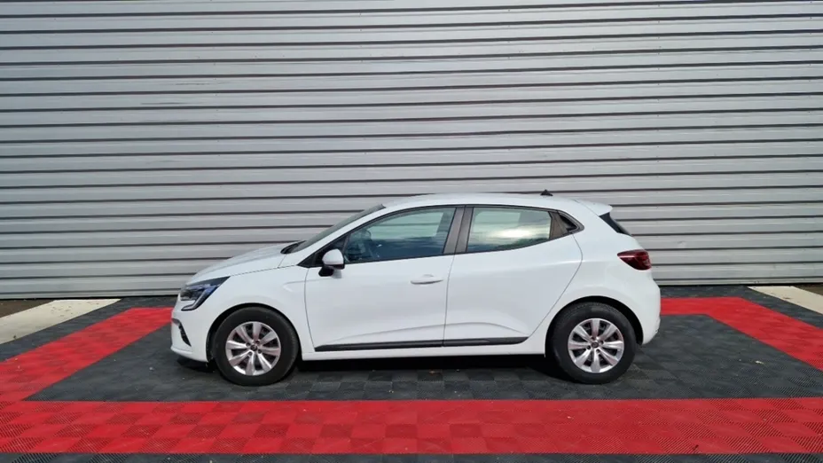 RENAULT Clio -