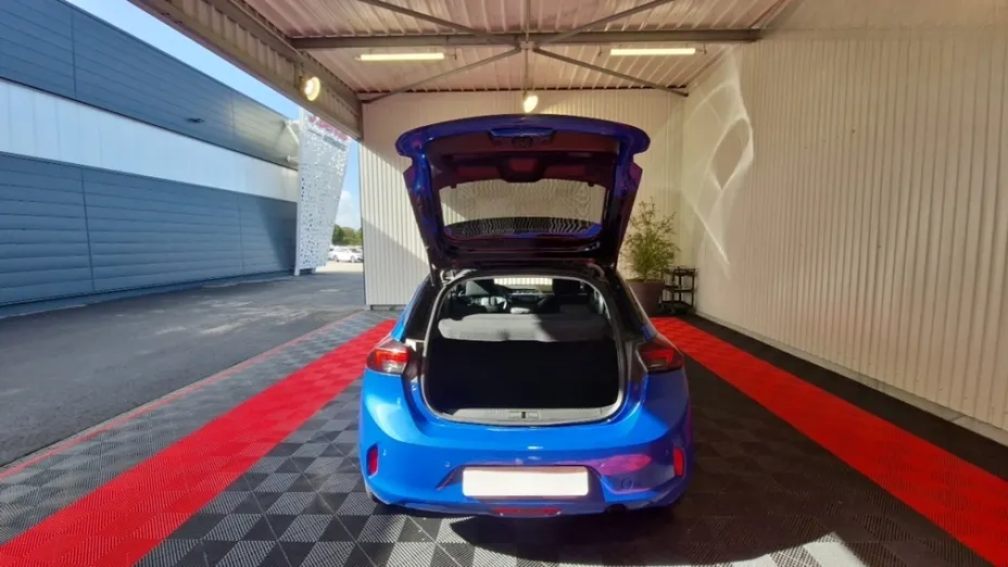 OPEL Corsa -