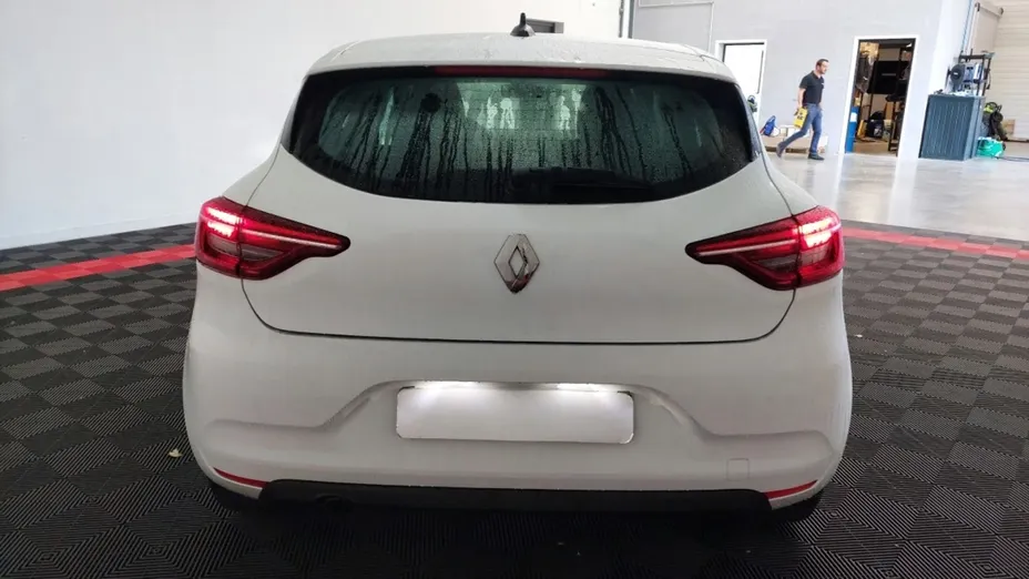 RENAULT Clio -