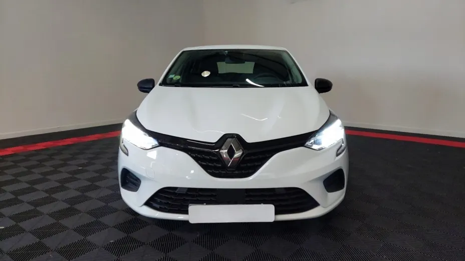 RENAULT Clio -