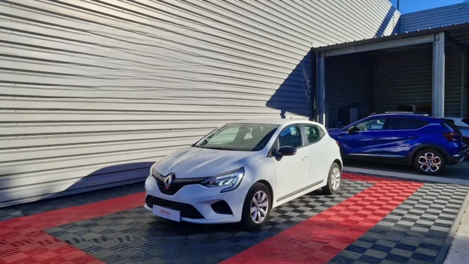 RENAULT Clio -