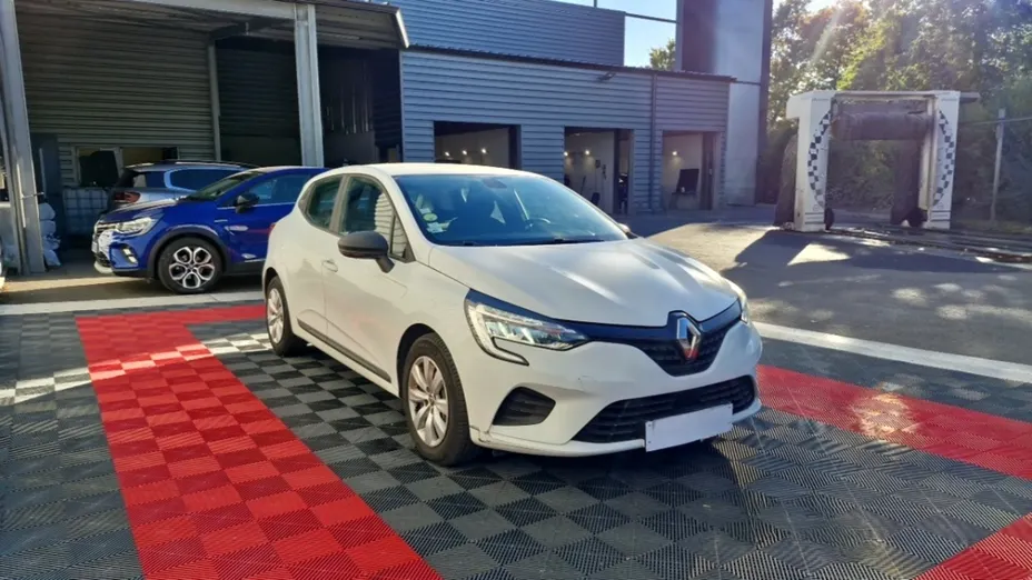 RENAULT Clio -