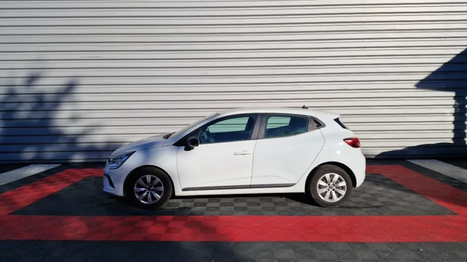 RENAULT Clio -