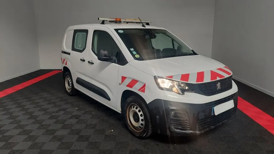 PEUGEOT Partner -