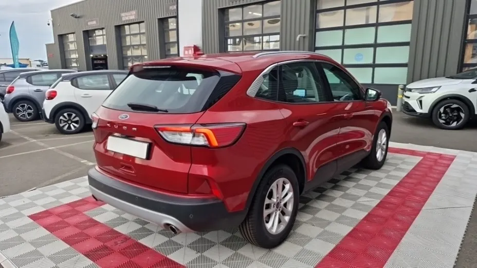 FORD Kuga -