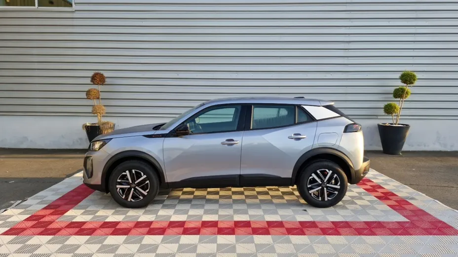 PEUGEOT 2008 -