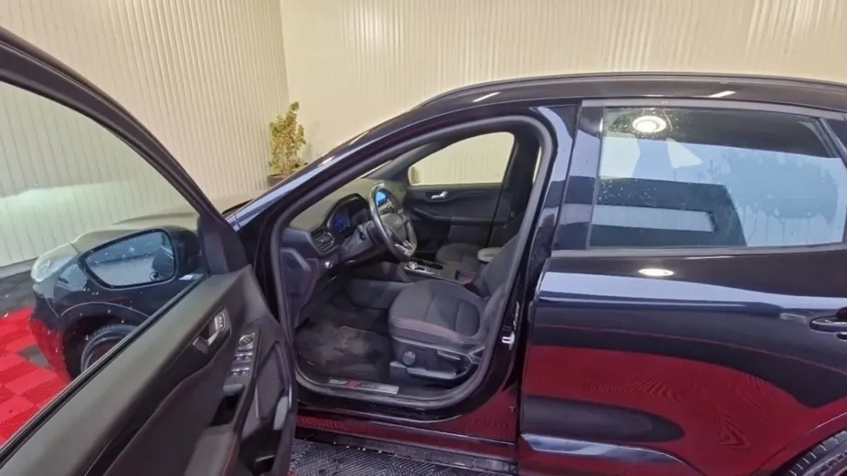 FORD Kuga -