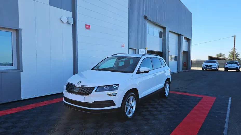 SKODA Karoq -