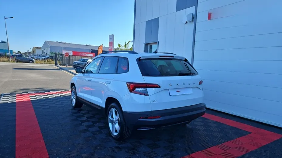 SKODA Karoq -