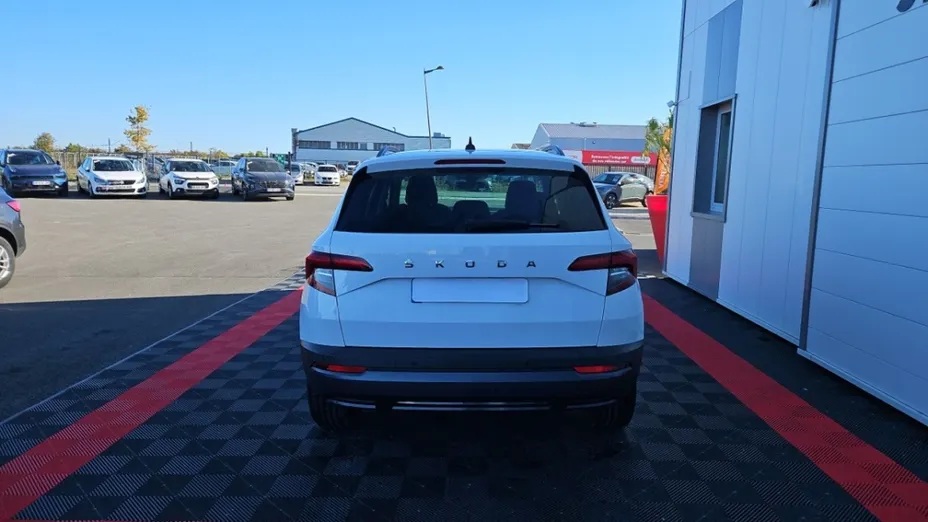 SKODA Karoq -