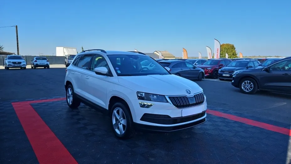 SKODA Karoq -