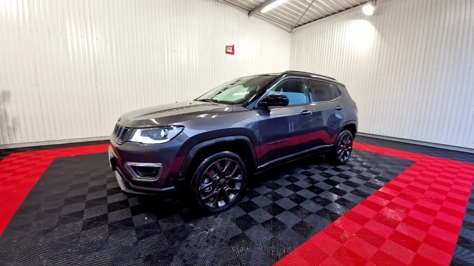 JEEP Compass -