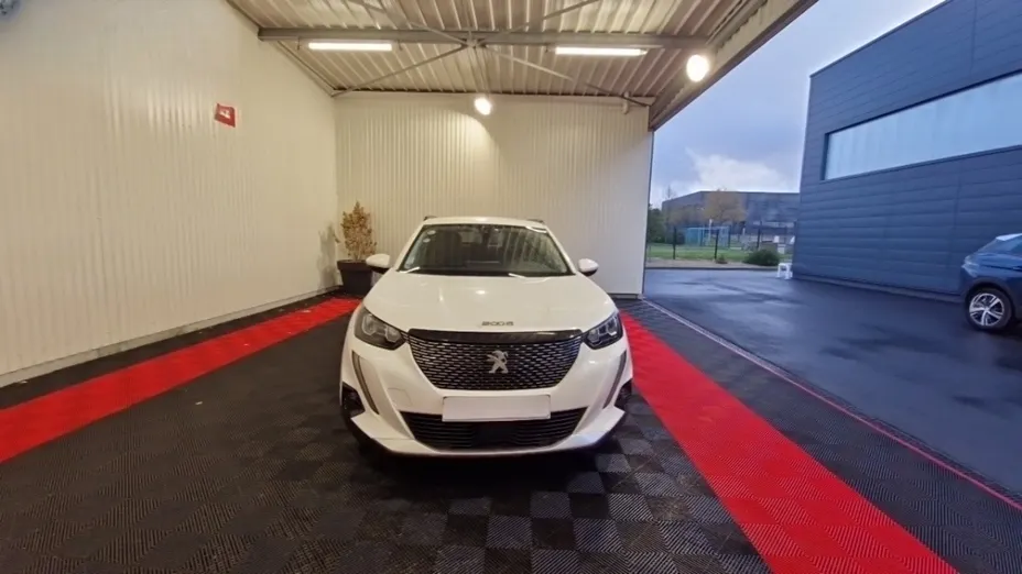 PEUGEOT 2008 -