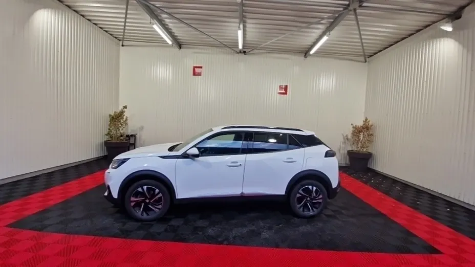 PEUGEOT 2008 -