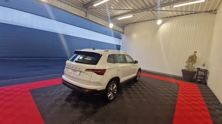 SKODA Karoq -