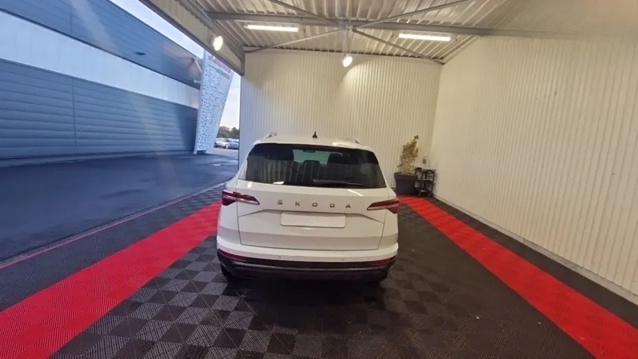SKODA Karoq -