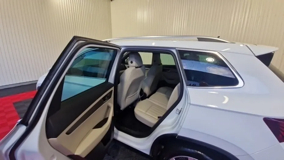SKODA Karoq -