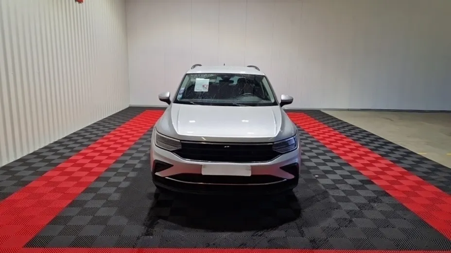Volkswagen Tiguan -