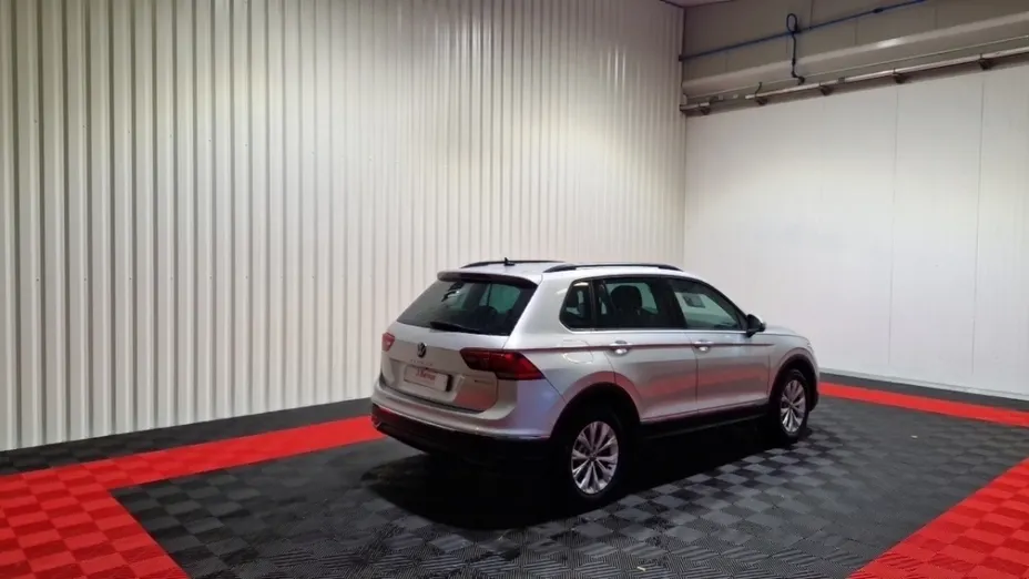 Volkswagen Tiguan -