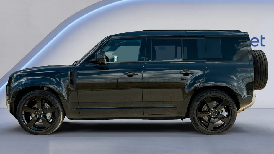 LAND ROVER Defender Defender 110 3.0 D300 mHEV X-Dynamic SE