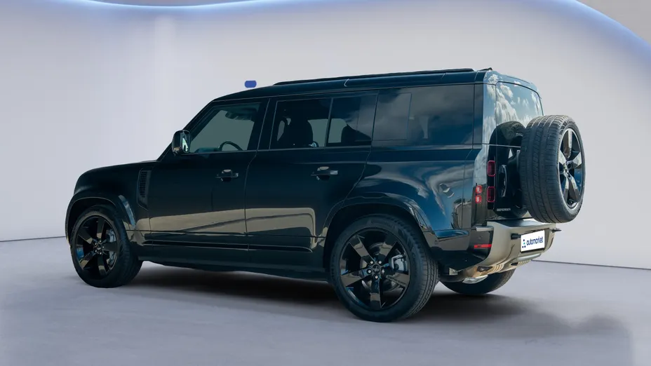 LAND ROVER Defender Defender 110 3.0 D300 mHEV X-Dynamic SE