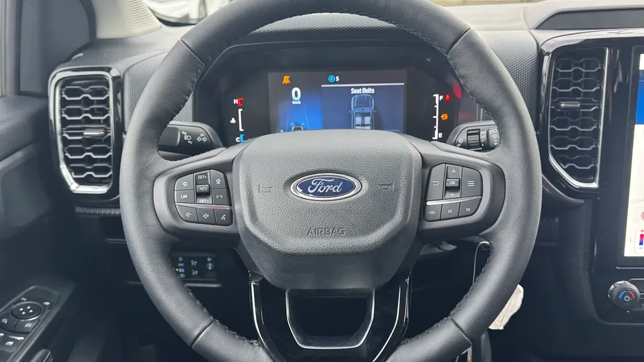 FORD Ranger Ranger 2.0 EcoBlue 4x4 DC XLT aut Nowy