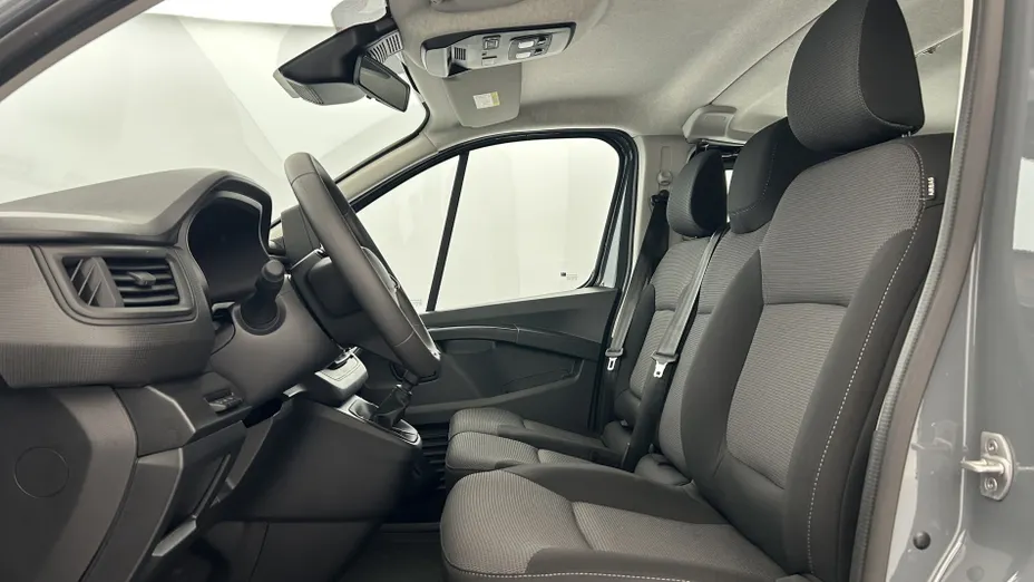 RENAULT Trafic -