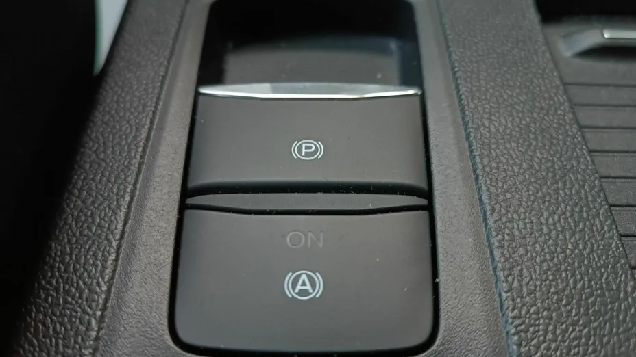 FORD Focus Focus 1.0 EcoBoost mHEV Titanium X aut