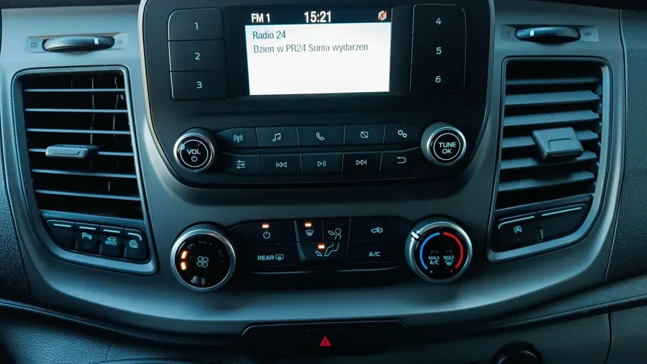 FORD Transit Custom Transit Custom 320 L2H1 Trend (bryg.)