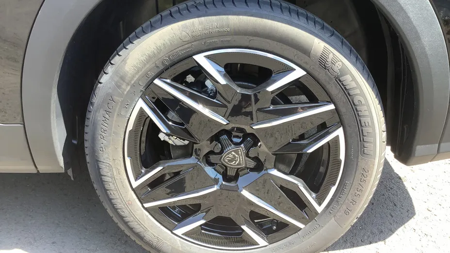 PEUGEOT 5008 -